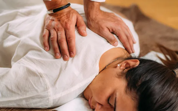 Acupressure _ Shiatsu Therapy-3