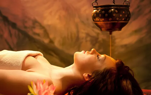 Shirodhara Treatment-1